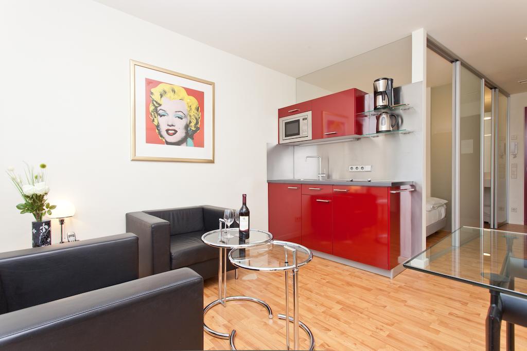 Buroma-apart Suites 4* Berlino